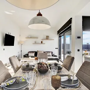 Del Roque, Heated Pool & Luxury In El , Roque Spain