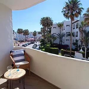 Apartment Puerto Marina Playa, Benalmadena