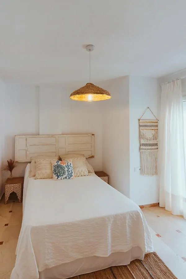 Apartamento Con Gran Terraza Junto A La Playa Torremolinos Apartment